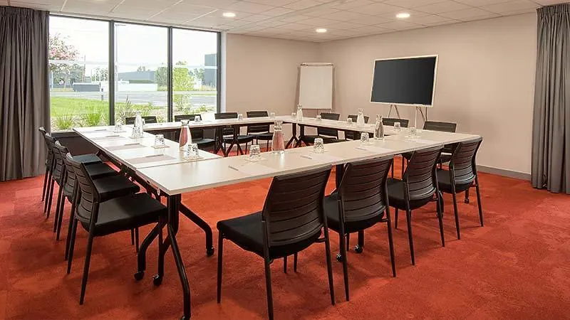 ***  Sure Hotel By Best Western Les Portes De Montauban France
